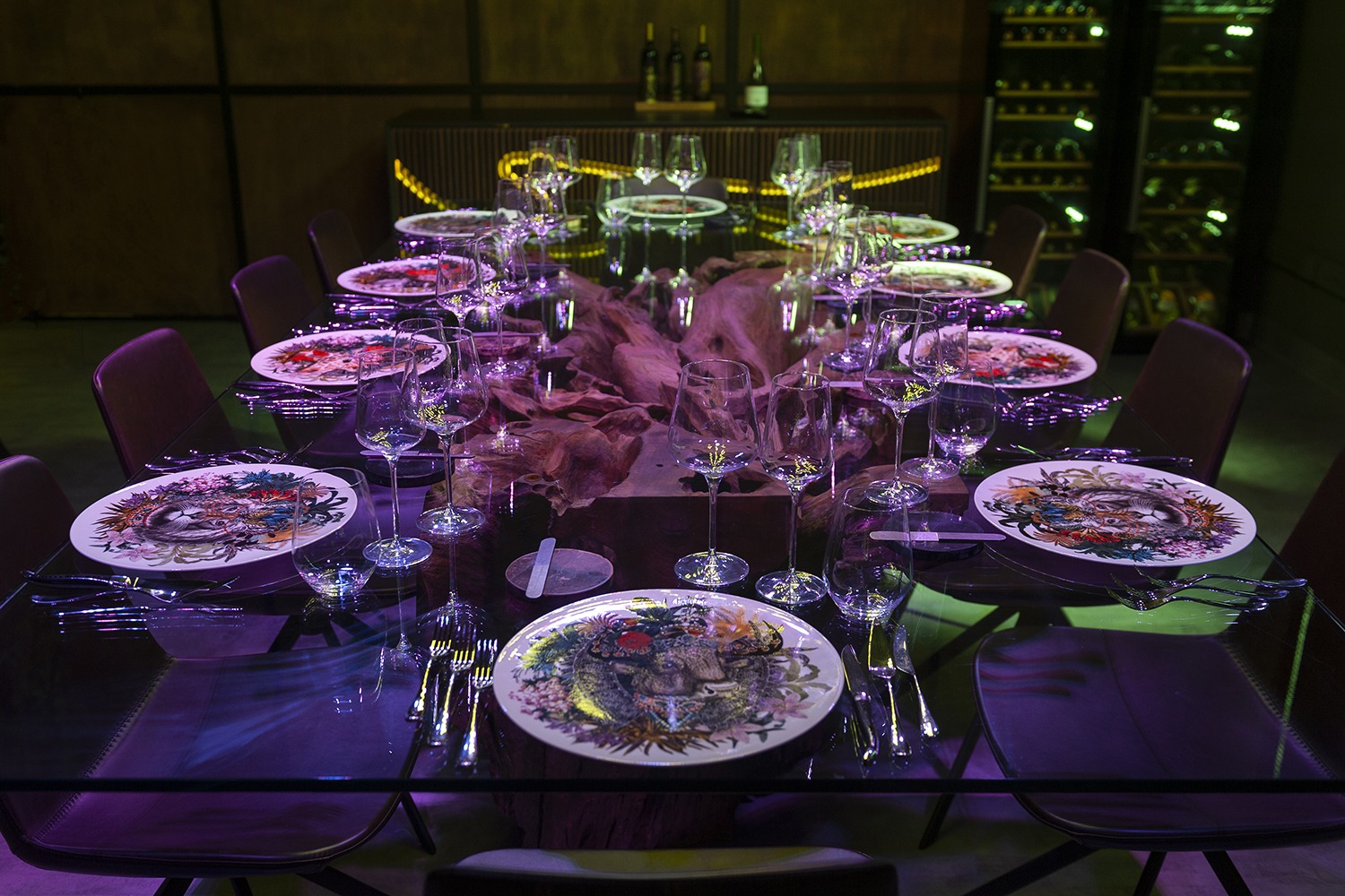 gastronomy and spectacle at the table with The MAD Kitchen